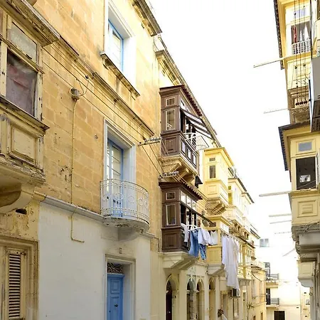 Semesterbostad Townhouse In The Three Cities *