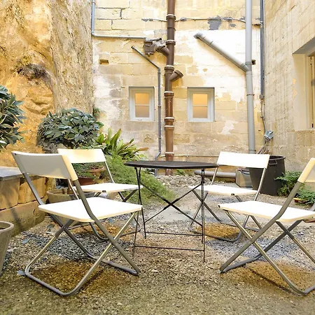 Semesterbostad Townhouse In The Three Cities
